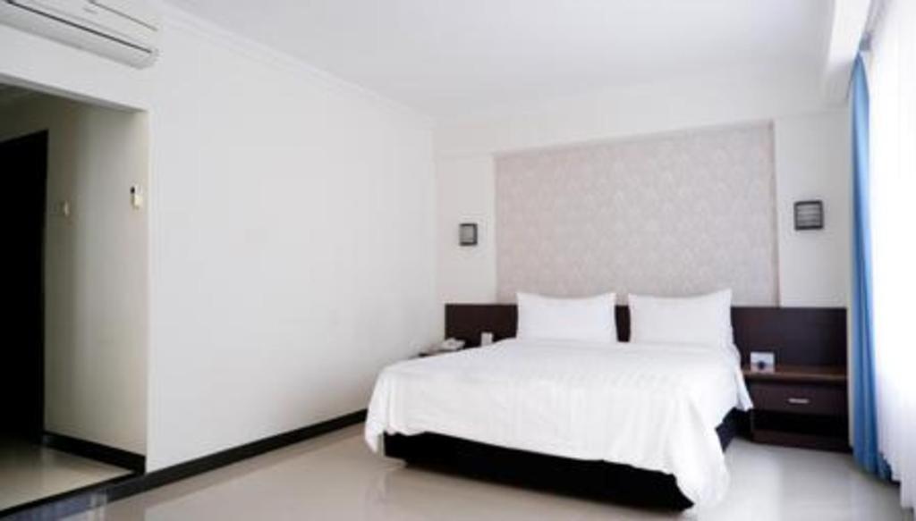 Bentani Hotel & Residence Cirebon Exterior photo