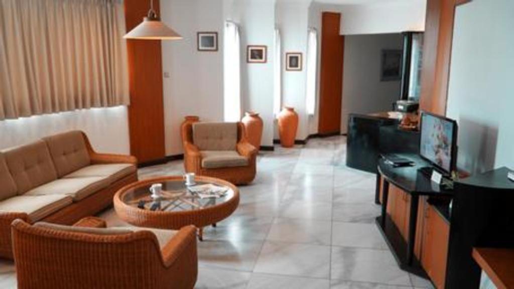 Bentani Hotel & Residence Cirebon Exterior photo